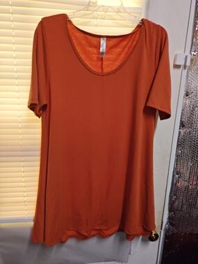 LuLaRoe Rust Orange Scoop Neck Tunic